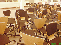 De Ruimte in Orion: al het meubilair op een hoop, om weer opnieuw ingedeeld te kunnen worden.